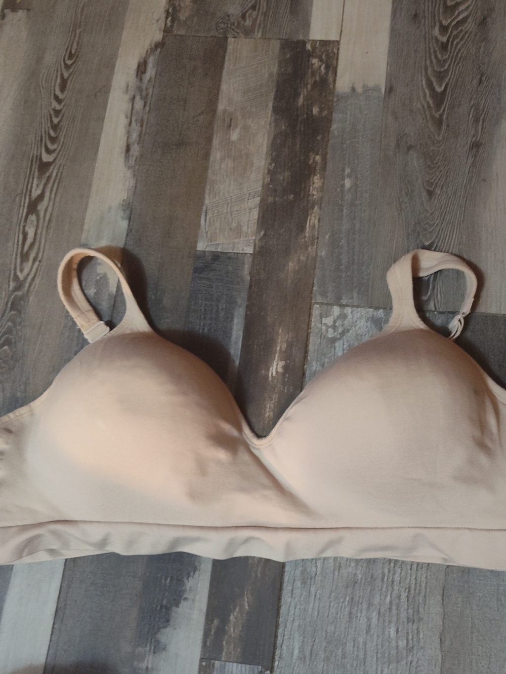 5/$25 SALE Nearly Nude Size XL Lightly Lined Seamless Nude Everyday Wireless Bra